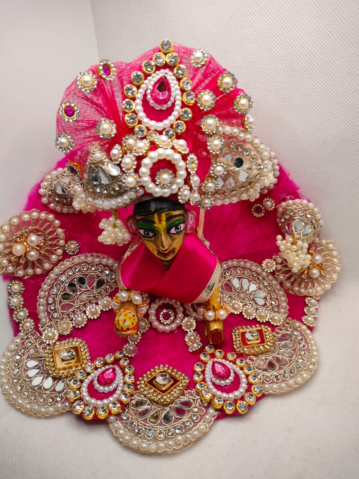Padmaraag Rang Poshak (पद्मराग रंग पोशाक)