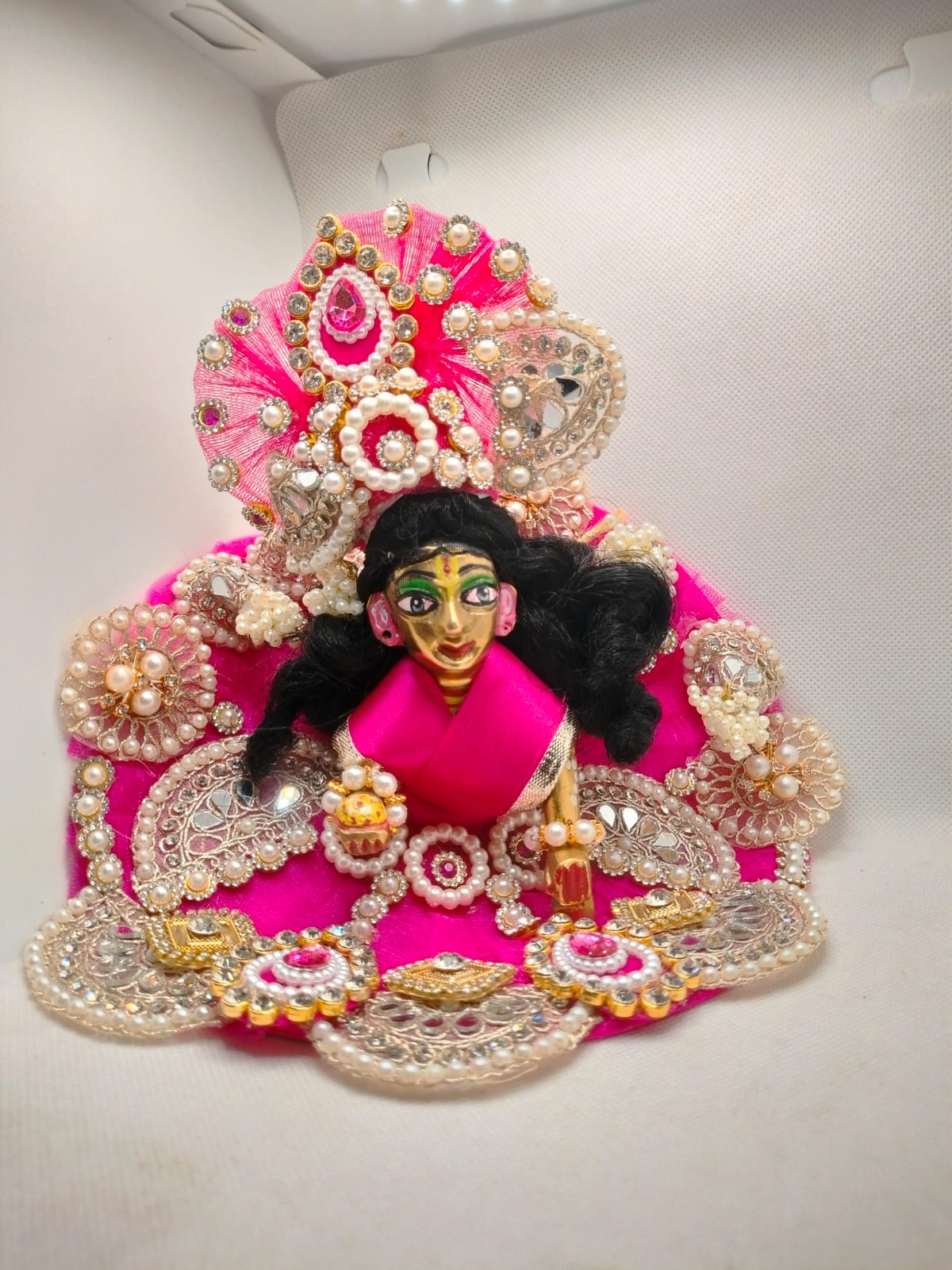 Padmaraag Rang Poshak (पद्मराग रंग पोशाक)
