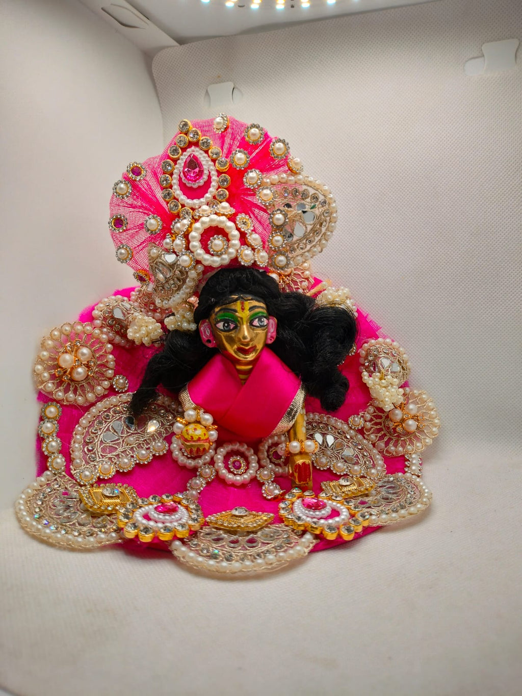 Padmaraag Rang Poshak (पद्मराग रंग पोशाक)
