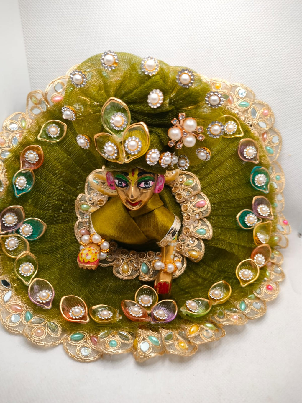 Marakat Rang Poshak (मरकत रंग पोशाक)