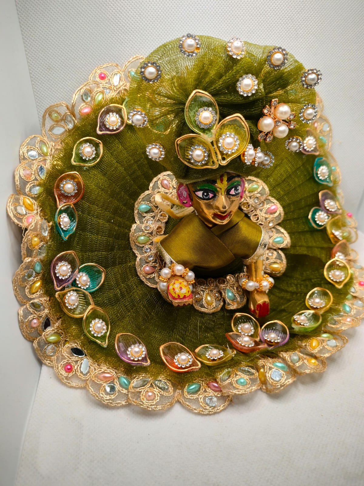Marakat Rang Poshak (मरकत रंग पोशाक)