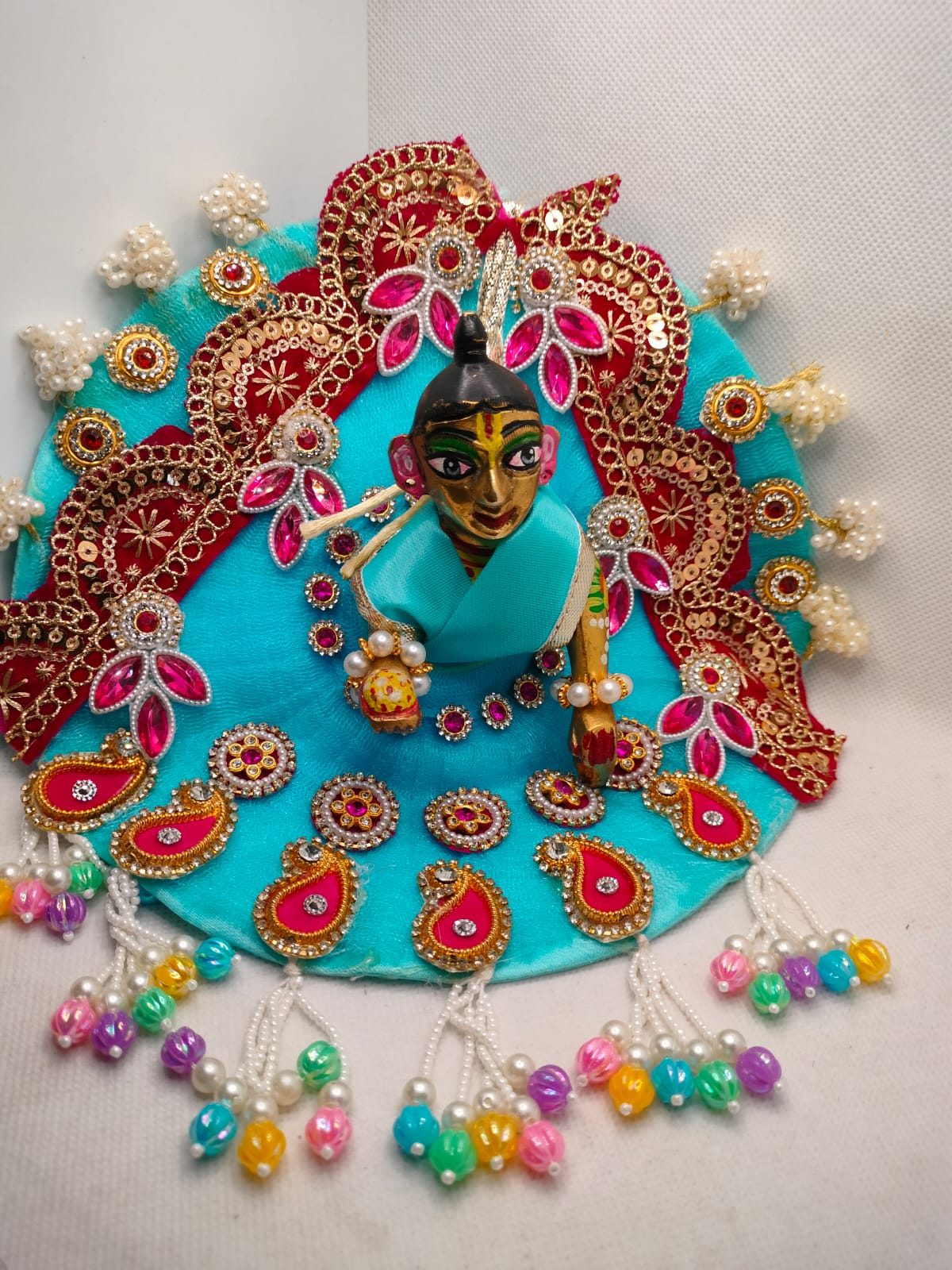 Neelmani Rang Poshak (नीलमणि रंग पोशाक)