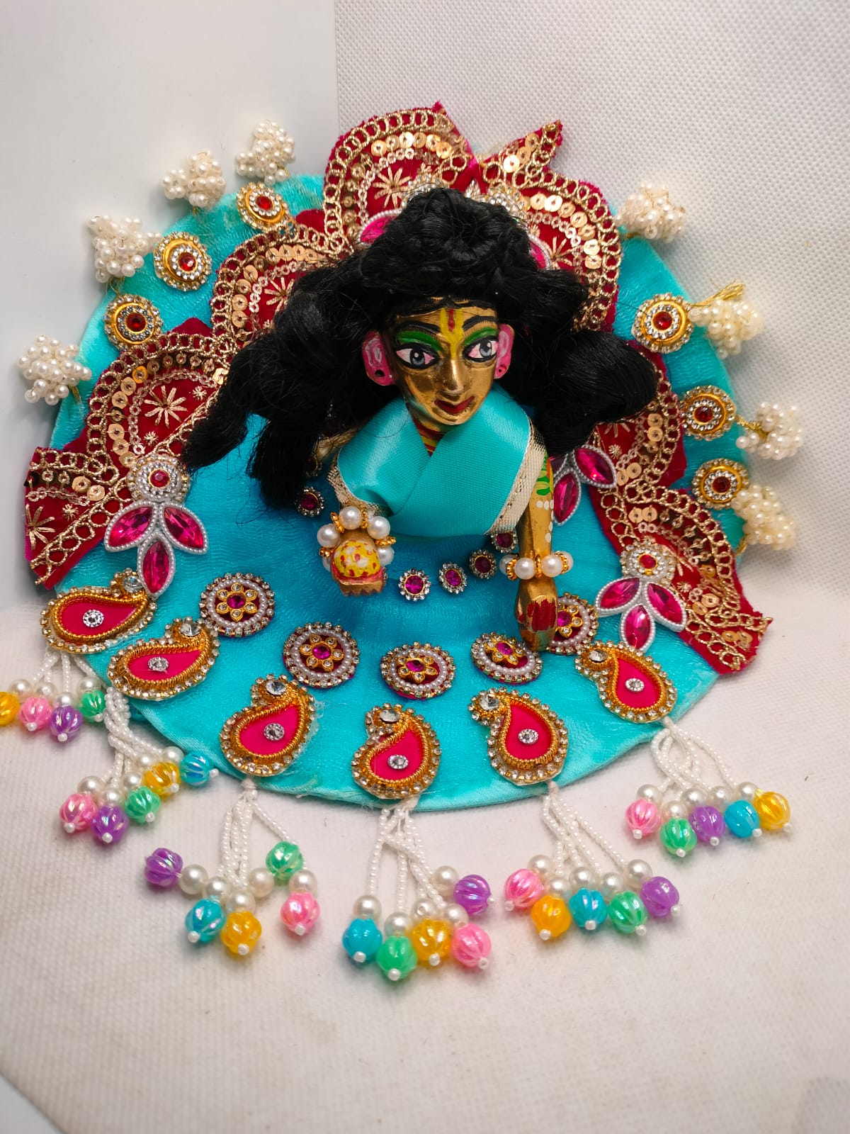 Neelmani Rang Poshak (नीलमणि रंग पोशाक)